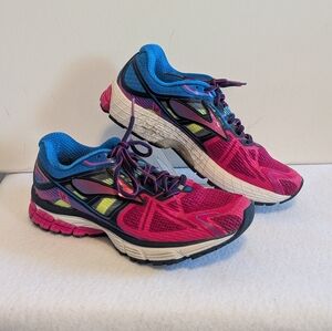 Brooks Women's Athletic Shoes Sneakers Ravenna Sz 9 EU 40.5 Excel Used Cond